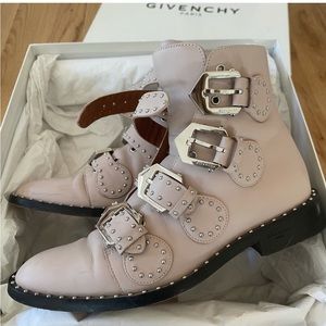 Givenchy Elegant Studded Ankle Boots size 38 - Excellent Condition